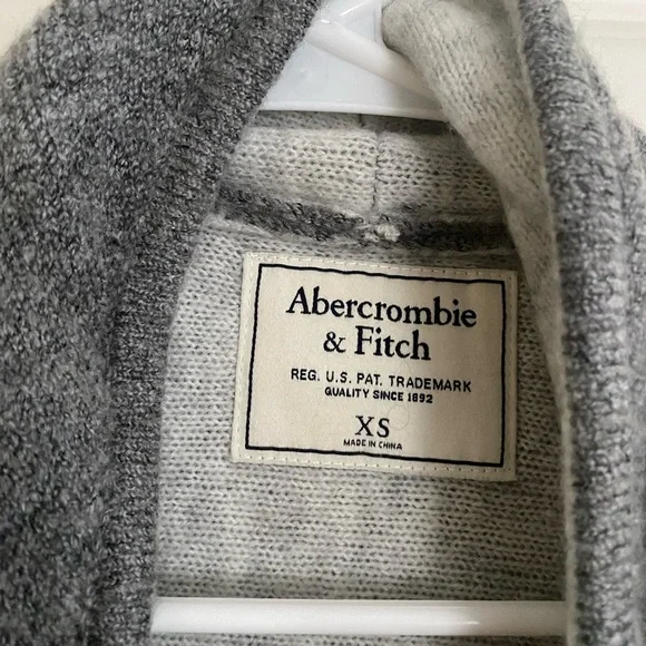 Abercrombie & Fitch Gray Cozy Cardigan - Picture 5 of 8